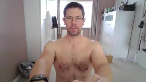 britguy6985 online show from 11/06/25, 12:39