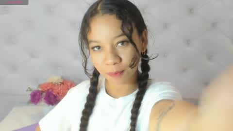 Snapshot of brithany_rousee chatting on 12/02/24, 10:12 Brithany Rousee online show from 12/02/24, 10:12