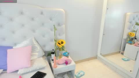 Snapshot of brithany_rousee chatting on 12/05/24, 10:23 Brithany Rousee online show from 12/05/24, 10:23