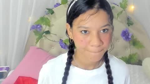Snapshot of brithany_rousee chatting on 12/21/24, 12:38 Brithany Rousee online show from 12/21/24, 12:38