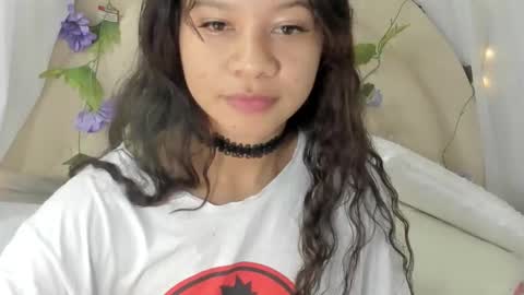 Snapshot of brithany_rousee chatting on 02/04/25, 10:13 Brithany Rousee online show from 02/04/25, 10:13