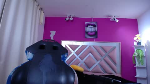 britany online show from 12/24/24, 02:54