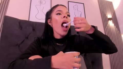 brithanysummer online show from 01/11/26, 04:06