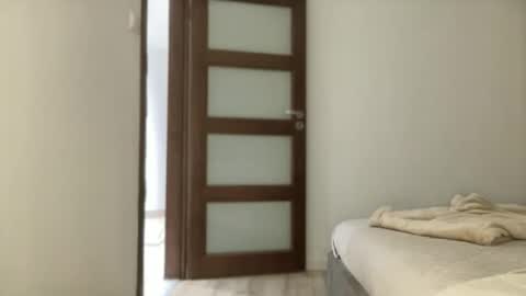 Snapshot of brithneysquirt chatting on 09/15/25, 06:08 brithneysquirt online show from 09/15/25, 06:08