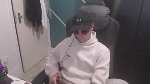 britishbigdick_ online show from 10/02/25, 06:04
