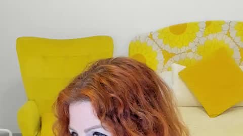 Snapshot of britishmilfpenelope chatting on 01/09/26, 05:10 Penelope online show from 01/09/26, 05:10