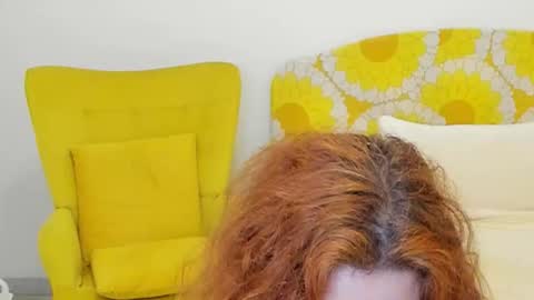 Snapshot of britishmilfpenelope chatting on 02/17/26, 03:58 Penelope online show from 02/17/26, 03:58