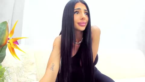 britney_charm online show from 02/15/26, 07:51