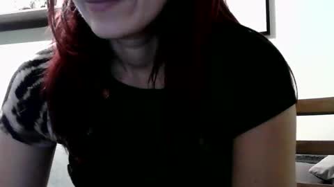 Snapshot of britneyamy chatting on 10/27/25, 04:00 Britney online show from 10/27/25, 04:00