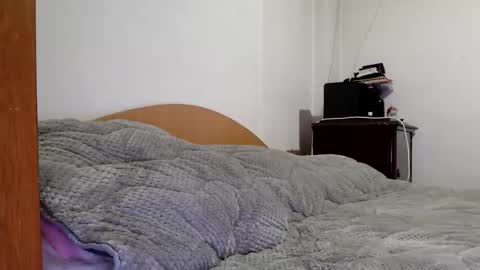 Snapshot of britneydivine chatting on 02/06/26, 06:40 Britney online show from 02/06/26, 06:40