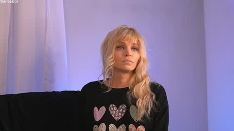 Snapshot of britneyhudson chatting on 03/12/25, 06:51 britneyhudson online show from 03/12/25, 06:51