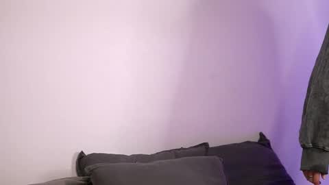 Snapshot of britneyhudson chatting on 10/06/25, 05:49 britneyhudson online show from 10/06/25, 05:49