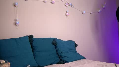 Snapshot of britneyhudson chatting on 12/03/25, 05:04 britneyhudson online show from 12/03/25, 05:04