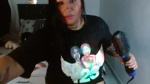 Snapshot of brittanysexhot69 chatting on 11/25/25, 04:07 brittanysexhot69 online show from 11/25/25, 04:07