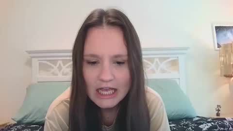 Britt    online show from 06/07/26, 04:11