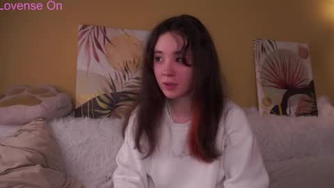 Snapshot of britthe chatting on 06/06/26, 03:06 Lina online show from 06/06/26, 03:06