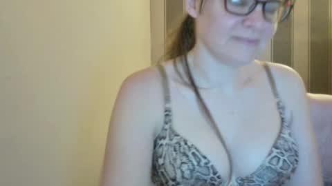 Snapshot of britvoyeurs chatting on 12/17/24, 10:32 Claire and Gary online show from 12/17/24, 10:32