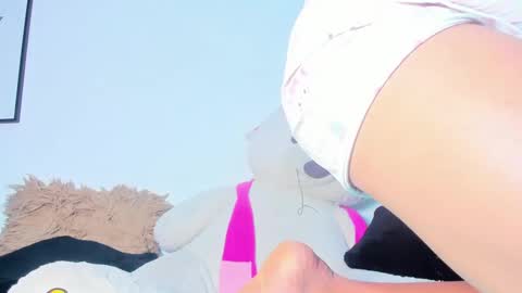 BRIYIT     online show from 10/13/25, 07:03