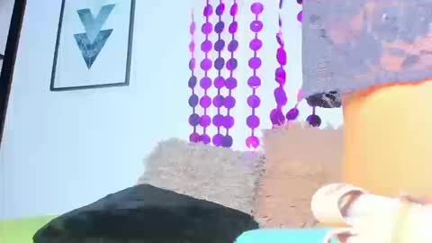 BRIYIT     online show from 10/15/25, 08:53