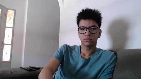 Snapshot of brocklow chatting on 02/14/25, 01:51 Derek Richard online show from 02/14/25, 01:51