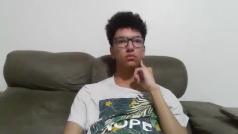 Snapshot of brocklow chatting on 03/10/25, 01:23 Derek Richard online show from 03/10/25, 01:23