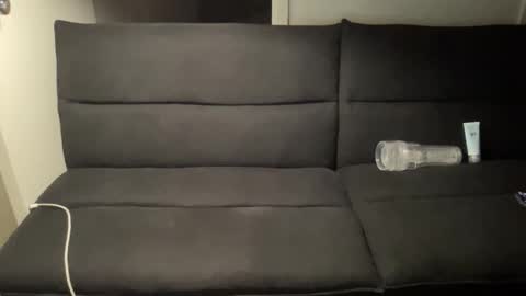 Broke Hung College Guy online show from 03/19/26, 07:23