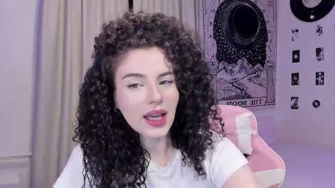 Snapshot of brookchills chatting on 11/23/25, 02:28 Brook Help me collect 100 reactions online show from 11/23/25, 02:28