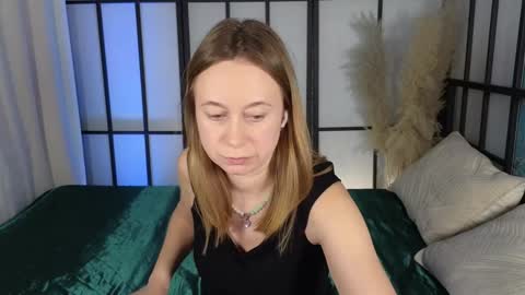 Snapshot of brooke_evans_ chatting on 02/02/25, 08:51 Brooke online show from 02/02/25, 08:51