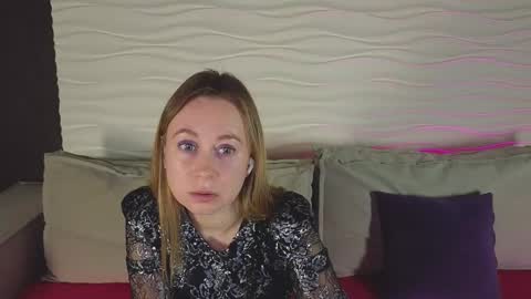 Snapshot of brooke_evans_ chatting on 02/11/25, 11:54 Brooke online show from 02/11/25, 11:54