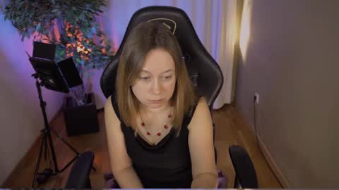 Snapshot of brooke_evans_ chatting on 03/08/25, 08:46 Brooke online show from 03/08/25, 08:46