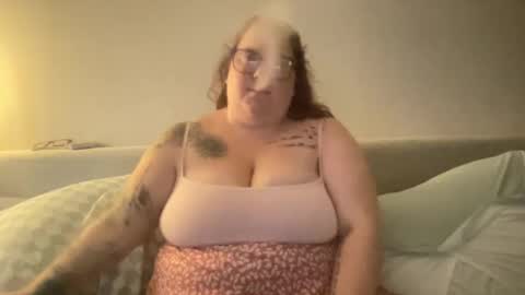 Snapshot of brookenicole3 chatting on 09/24/25, 09:51 Madam Brooke online show from 09/24/25, 09:51