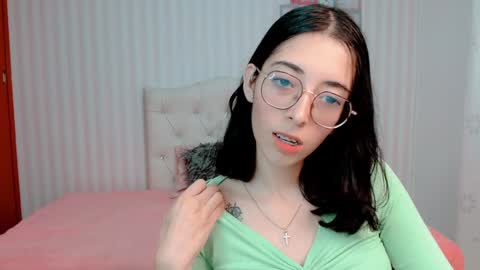 Brook Loves online show from 12/23/24, 04:33