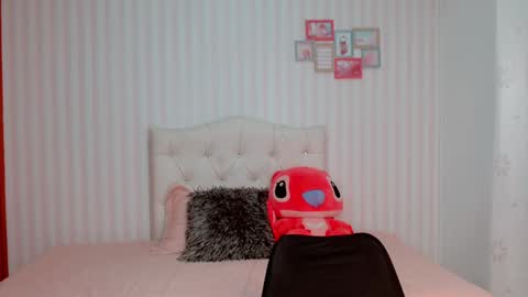 Brook Loves online show from 12/27/24, 02:14