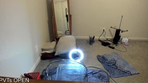 Brooklyn  online show from 10/28/25, 02:26