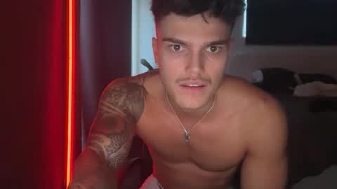 BrooklynTay online show from 02/02/26, 07:51