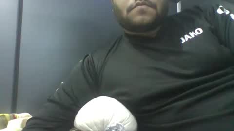 brownhunk698 online show from 12/16/25, 06:24