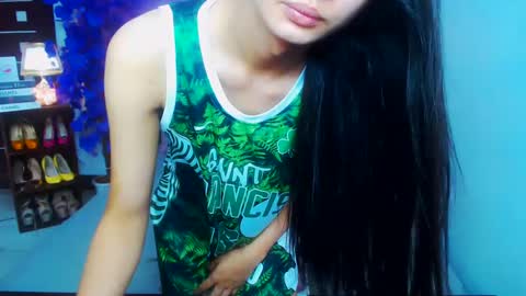 Snapshot of brownsausageroberta chatting on 12/15/24, 03:24 Roberta GODDESS OF PLEASURE AND SEXUALDESIRE online show from 12/15/24, 03:24