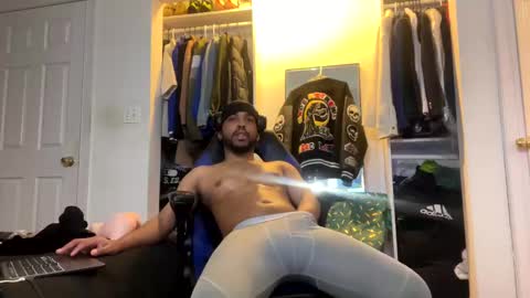 Brownskinshortyy online show from 03/01/25, 10:42