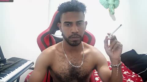 bruce_1111 online show from 11/06/25, 09:37