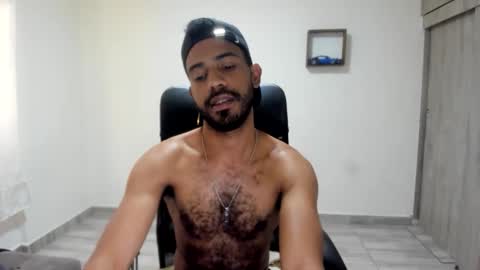 bruce_1111 online show from 05/30/26, 05:21