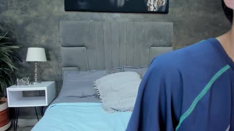 Bruce Hans online show from 12/17/25, 11:38