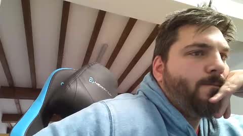 Snapshot of bruce_wayne34 chatting on 12/27/24, 09:28 Bruce Wayne online show from 12/27/24, 09:28