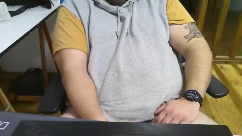 Snapshot of bruce_wayne34 chatting on 12/30/24, 06:05 Bruce Wayne online show from 12/30/24, 06:05