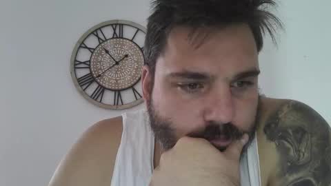 Snapshot of bruce_wayne34 chatting on 10/15/25, 08:36 Bruce Wayne online show from 10/15/25, 08:36