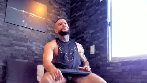 Snapshot of brucedallas chatting on 09/21/25, 05:03 brucedallas online show from 09/21/25, 05:03