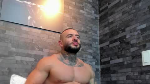 Snapshot of brucedallas chatting on 12/15/25, 12:59 brucedallas online show from 12/15/25, 12:59