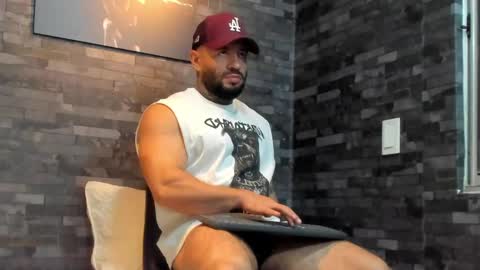 Snapshot of brucedallas chatting on 05/15/26, 11:12 brucedallas online show from 05/15/26, 11:12