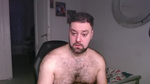 Snapshot of brucemf chatting on 12/19/24, 03:52 Bruce online show from 12/19/24, 03:52