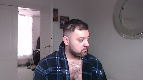 Snapshot of brucemf chatting on 02/04/25, 10:43 Bruce online show from 02/04/25, 10:43