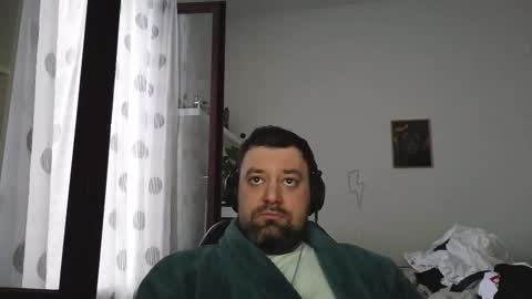 Snapshot of brucemf chatting on 09/14/25, 05:12 Bruce online show from 09/14/25, 05:12